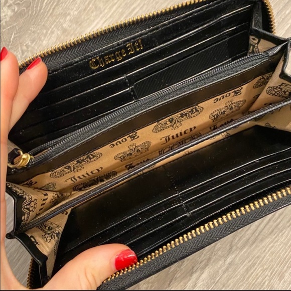 SOLD on Mercari - Juicy Couture Velvet Wallet - Picture 5 of 7